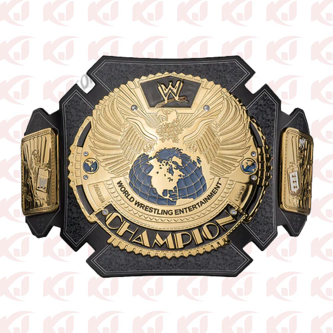 A 25-year Signature Series for Triple H REPLICA OF THE Wrestling Championship BELT TITLE